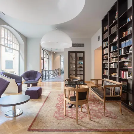 Hotel Neiburgs 4*