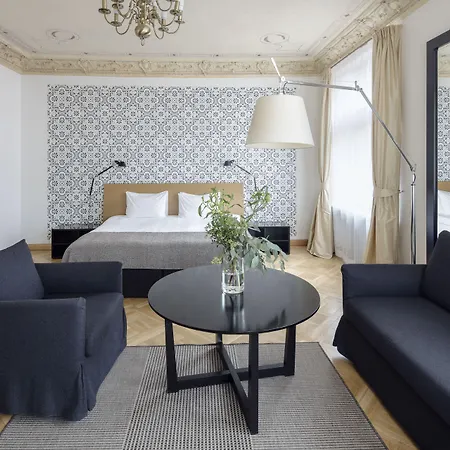Hotel Neiburgs 4*