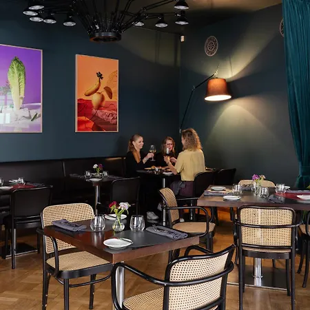 Hotel Neiburgs 4*