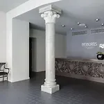 Neiburgs Готель 4*