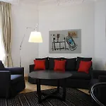 Готель Neiburgs 4*