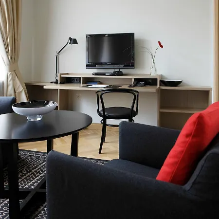 Neiburgs Hotel 4*