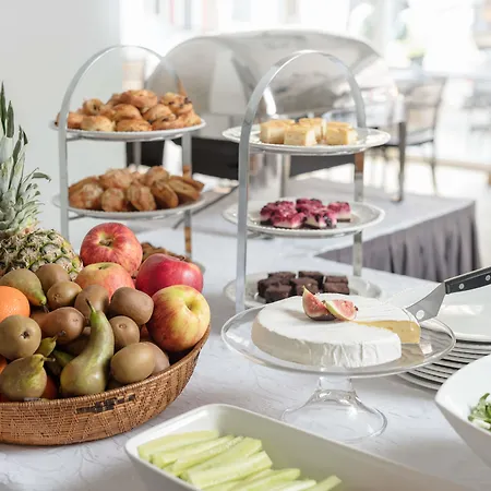Neiburgs 4* Riga