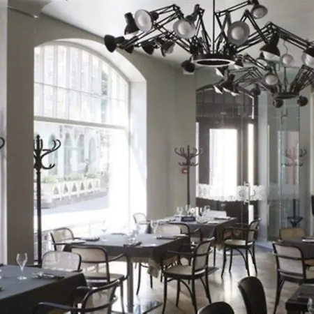 Hotel Neiburgs 4*