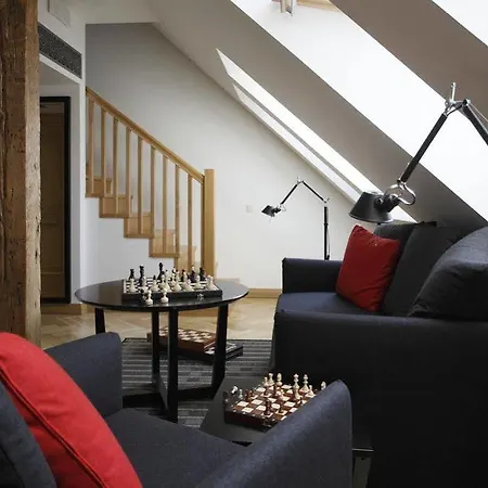 Neiburgs 4* Riga