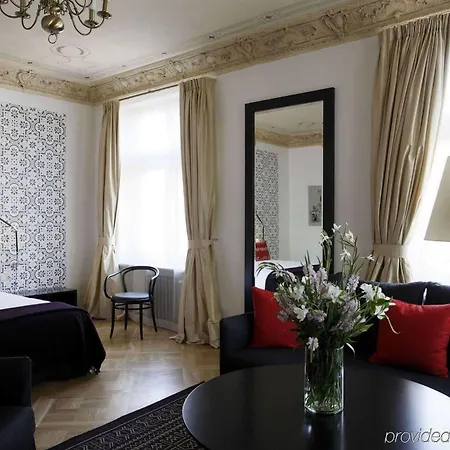Neiburgs 4* Riga